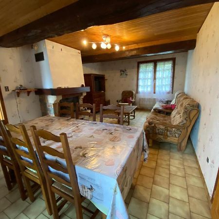 Le Val Godard Fresnay-le-Samson Екстер'єр фото