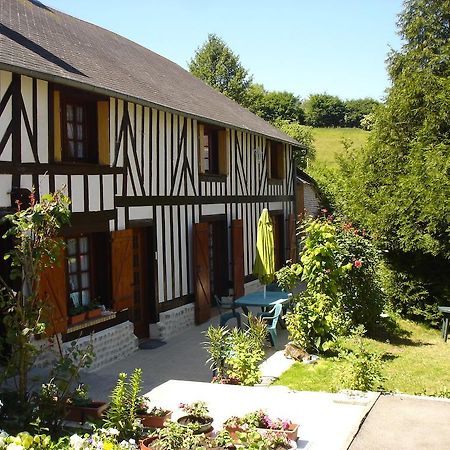 Le Val Godard Fresnay-le-Samson Екстер'єр фото